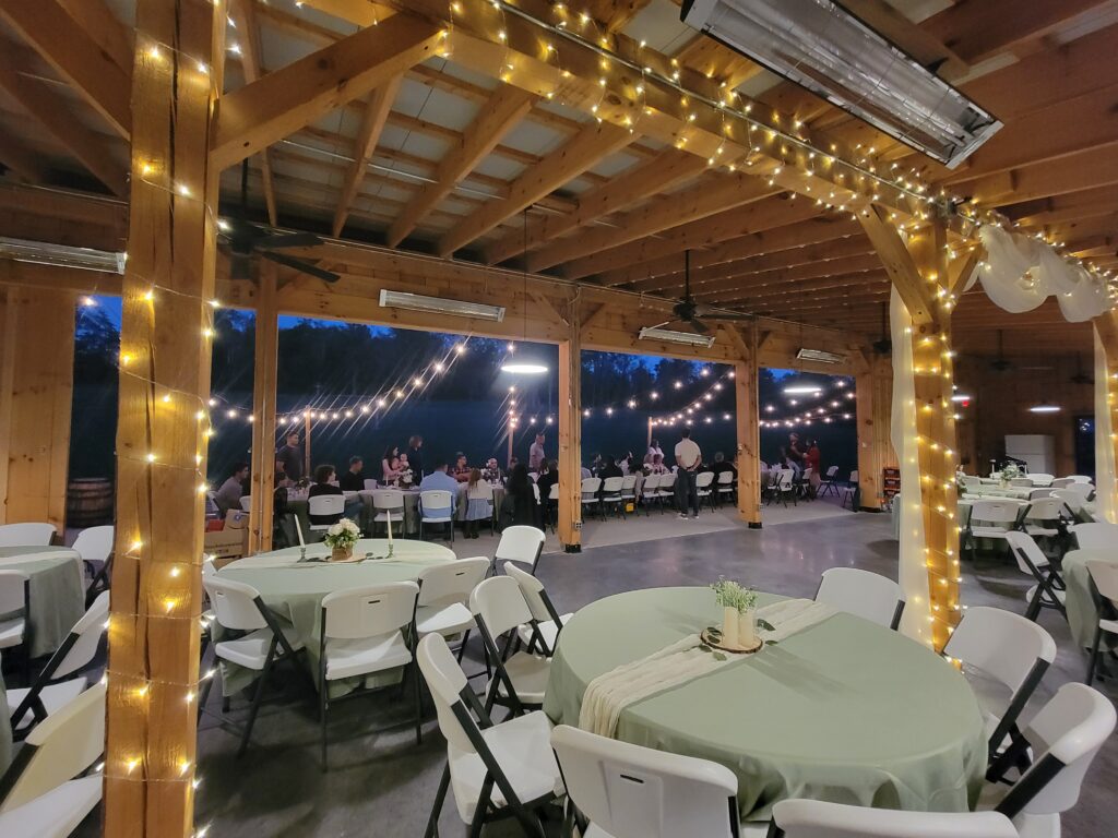 Country Wedding Venue Maryland searches reflect a desire for authenticity, charm, and a memorable atmosphere outside of the traditional ballroom setting. Looking for a rustic and romantic setting for your special day? Look no further than Timber Valley Farm Barn Rental in Clear Spring, Maryland! Our gorgeous timber frame barn and scenic 100-acre farm offer the perfect blend of natural beauty and elegant, country chic style, establishing us as the premier Country Wedding Venue Maryland.🥂
