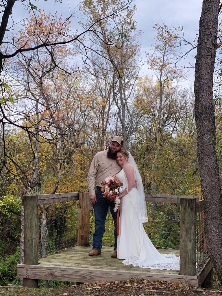 Dream Barn Wedding Venue MD - Endless Possibilities for Customization 🎨
Create your dream celebration with our flexible space. Whether you envision an intimate gathering or a grand celebration, Timber Valley Farm Barn Rental can accommodate your needs. We are proud to offer vendor flexibility, allowing you to personalize every detail from catering to lighting. For sophisticated event design and decor ideas, resources are a great starting point.