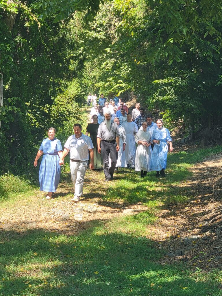 A Unique Experience: To ensure everyone makes a lasting memory, we offer a scenic and relaxing experience with our unique wagon ride. It’s a perfect activity to include during the reunion, allowing older family members to enjoy a tour of the grounds while the younger ones delight in the ride at Family Reunion Event Venue Outdoors Clear Spring Maryland.