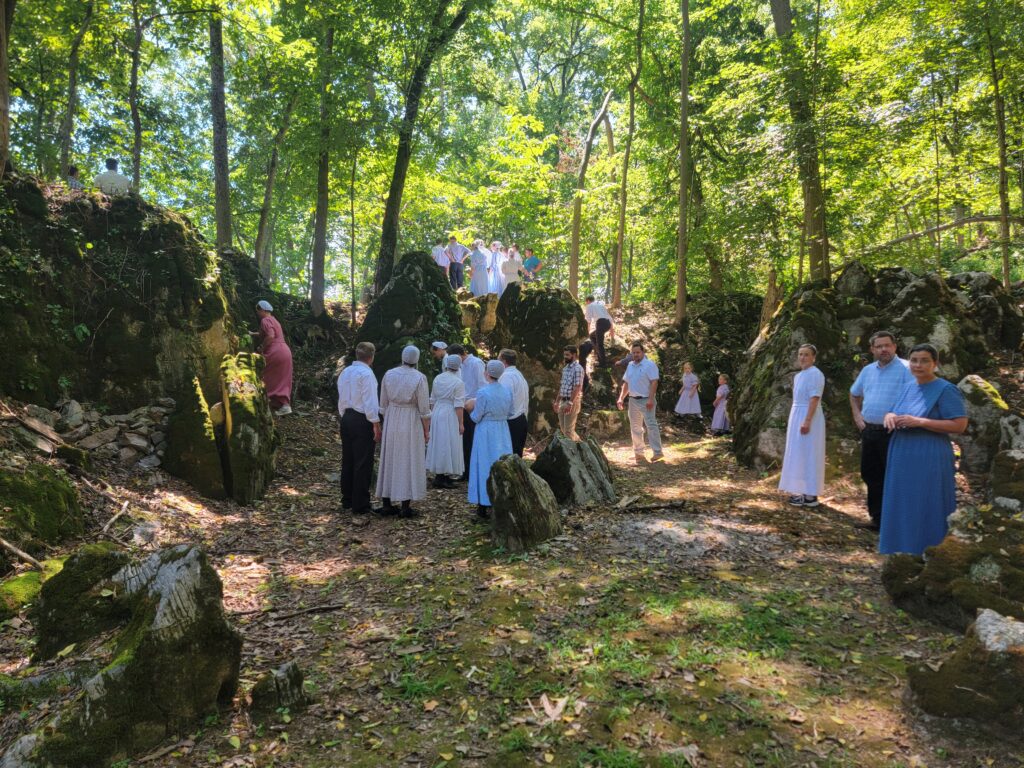 The opportunity to reconnect with extended family on such a beautiful, dedicated Family Reunion Event Venue is a rare gift. We pride ourselves on creating an environment that feels welcoming, peaceful, and, most importantly, feels like home. Our commitment to providing this perfect environment is reflected in the great feedback we receive; we invite you to read our family reunion client testimonials.