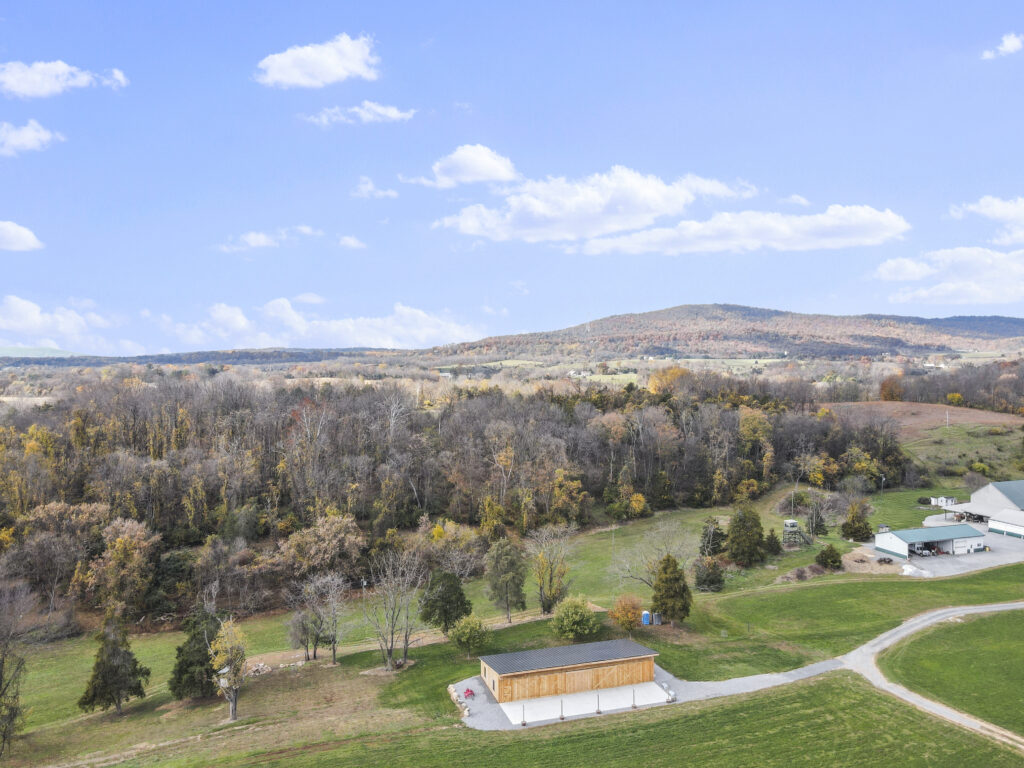 As a family-owned and operated business, we live right here on the property. This guarantees personalized service, quick responses, and a deep, genuine investment in the success of your day—attention to detail that only comes from owners who care deeply about your event. We aren’t just renting a space; we are sharing our beautiful farm with you.