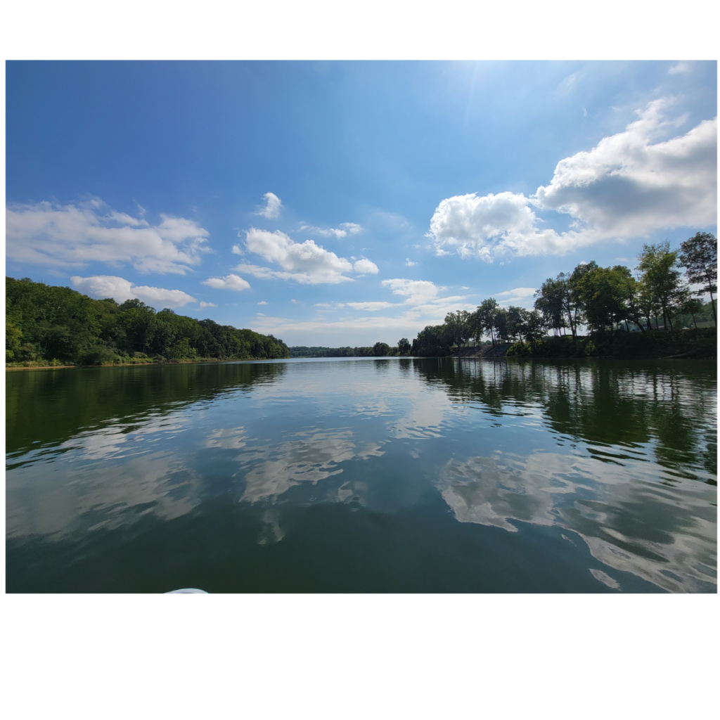 A Spectacular Setting Near the Potomac River 🌊
While your event takes place at the barn, the energy of the land is fueled by its proximity to the Potomac River. The Potomac River, "The Nation's River," flows 383 miles from the Appalachian Mountains to the Chesapeake Bay, forming borders for Maryland, Virginia, West Virginia, and Washington D.C. It serves as a vital waterway for history, recreation, and wildlife. This historical significance adds a layer of depth to our location, making it a true Maryland gem.